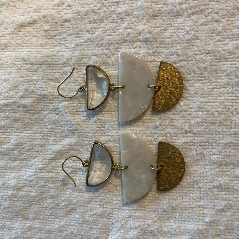 Elegant Gold and White Geometric Earrings